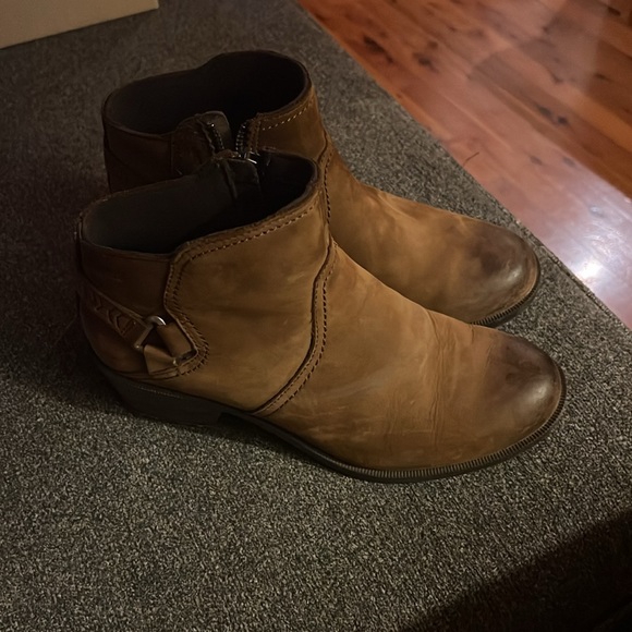 Teva Anaya Brown Bootie - Picture 7 of 10